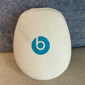 Beats White and Blue Headphone Case